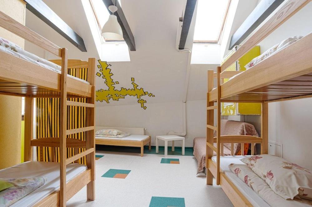 Pogo Hostel VNO Esterno foto